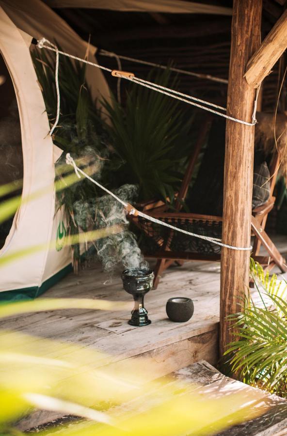 Uman Glamping & Cenote Tulum Hotel Exterior foto
